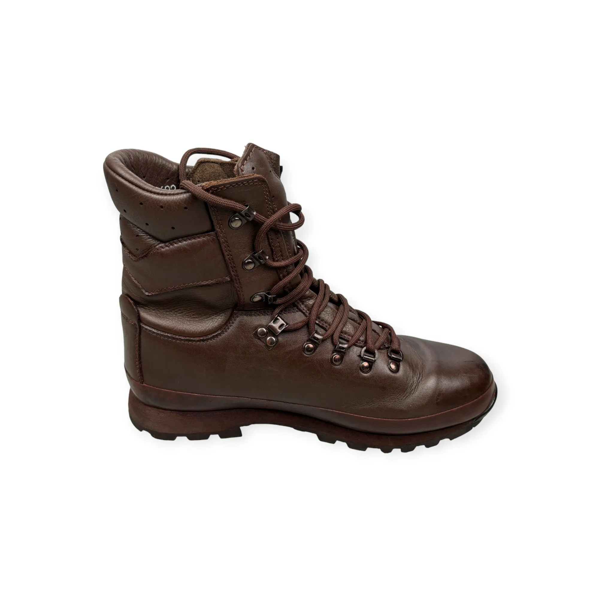 Altberg Defender Brown Boots - Grade 1