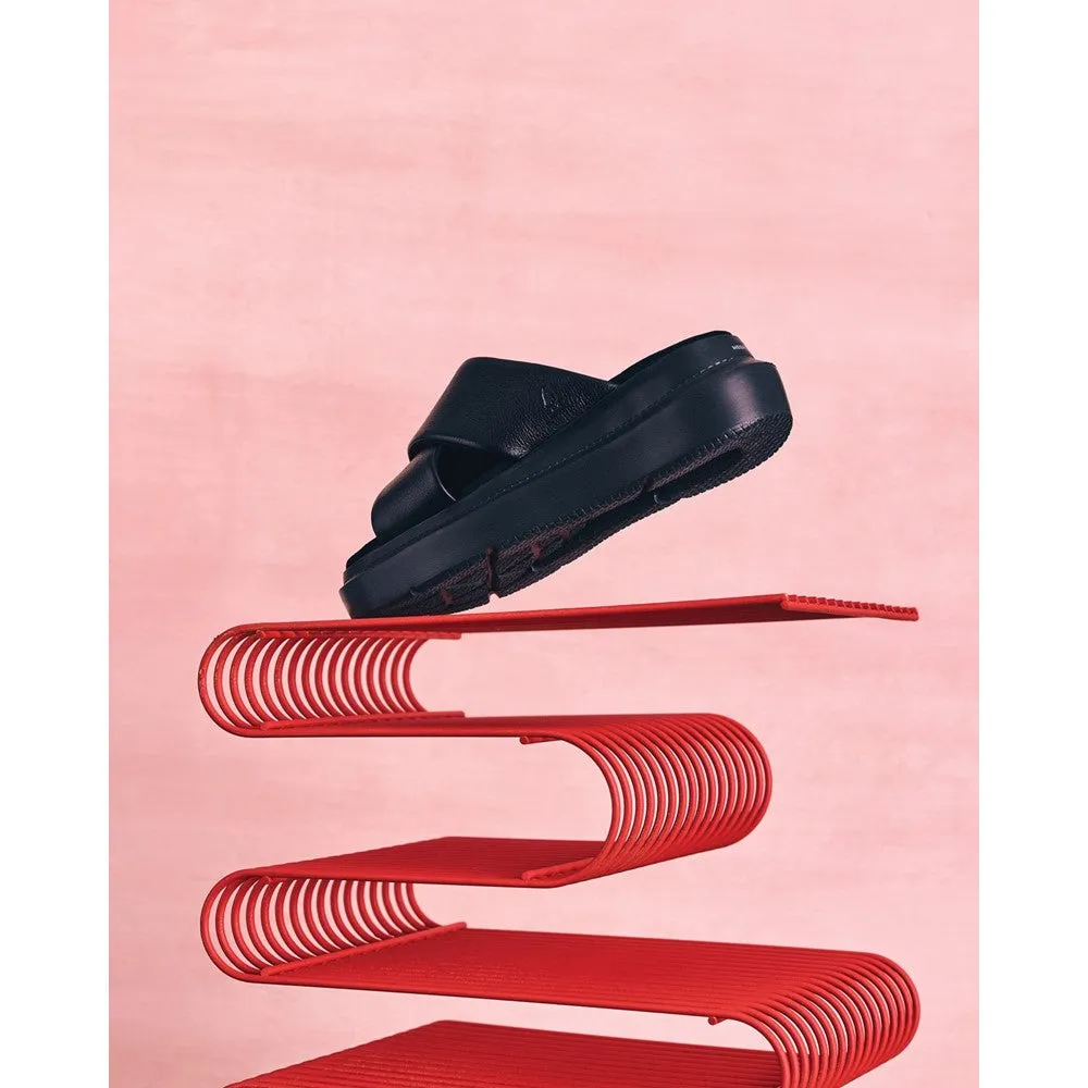 Black Uplift Crossover Slides