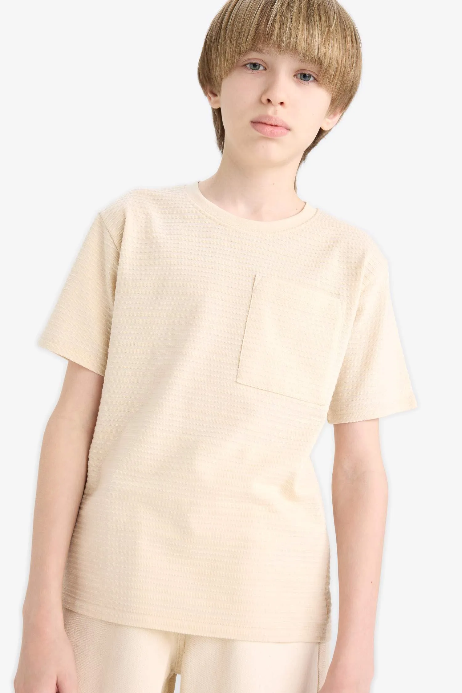 Boy Regular Fit Crew Neck Short Sleeve T-Shirt