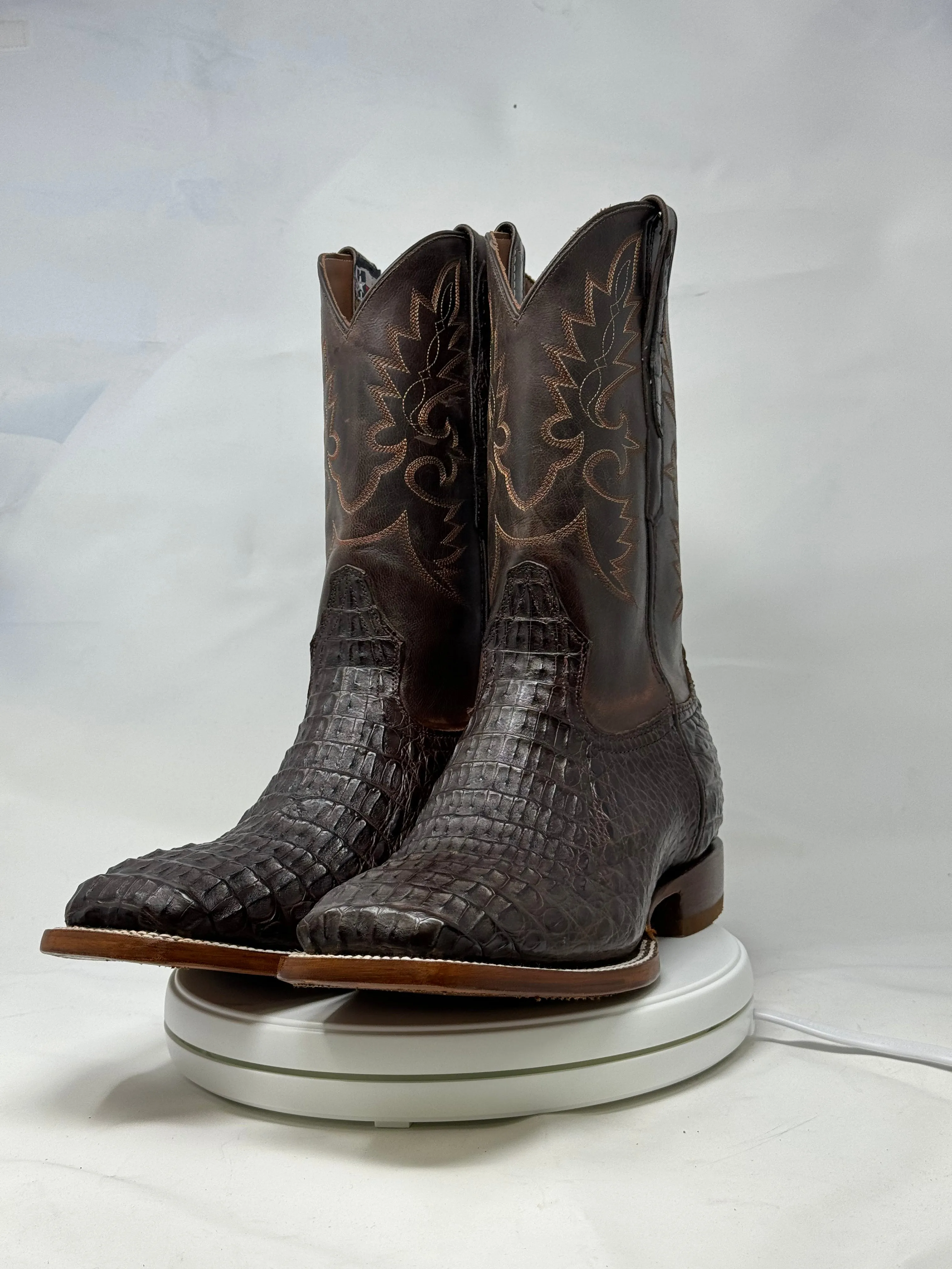 DJ2044 | Don Juan Boots Men's Caiman Back Chocolate H Toe P