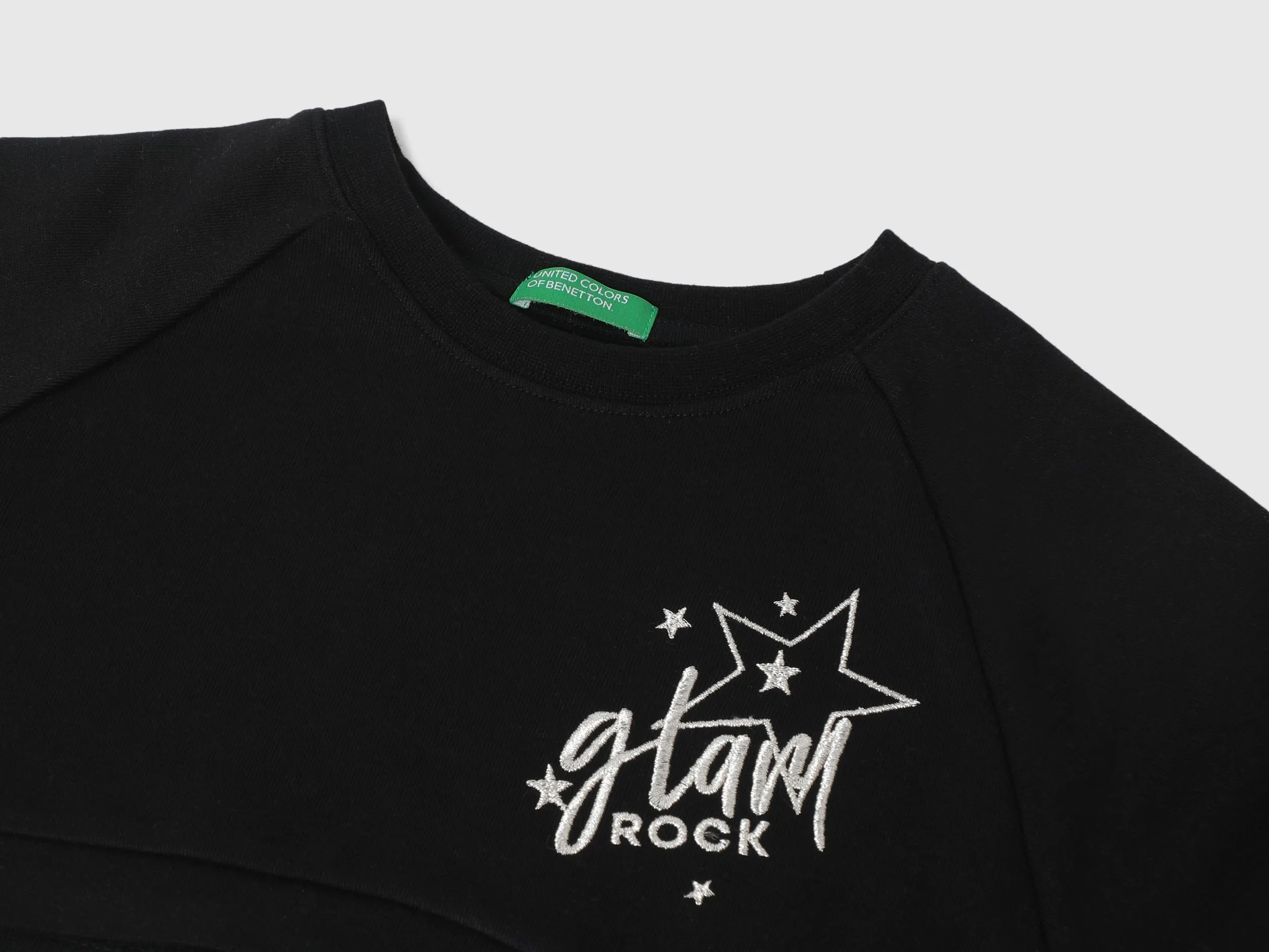 Girls Printed Round Neck Sweatshirt