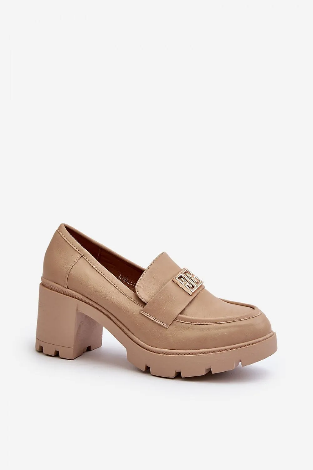 Heeled low shoes