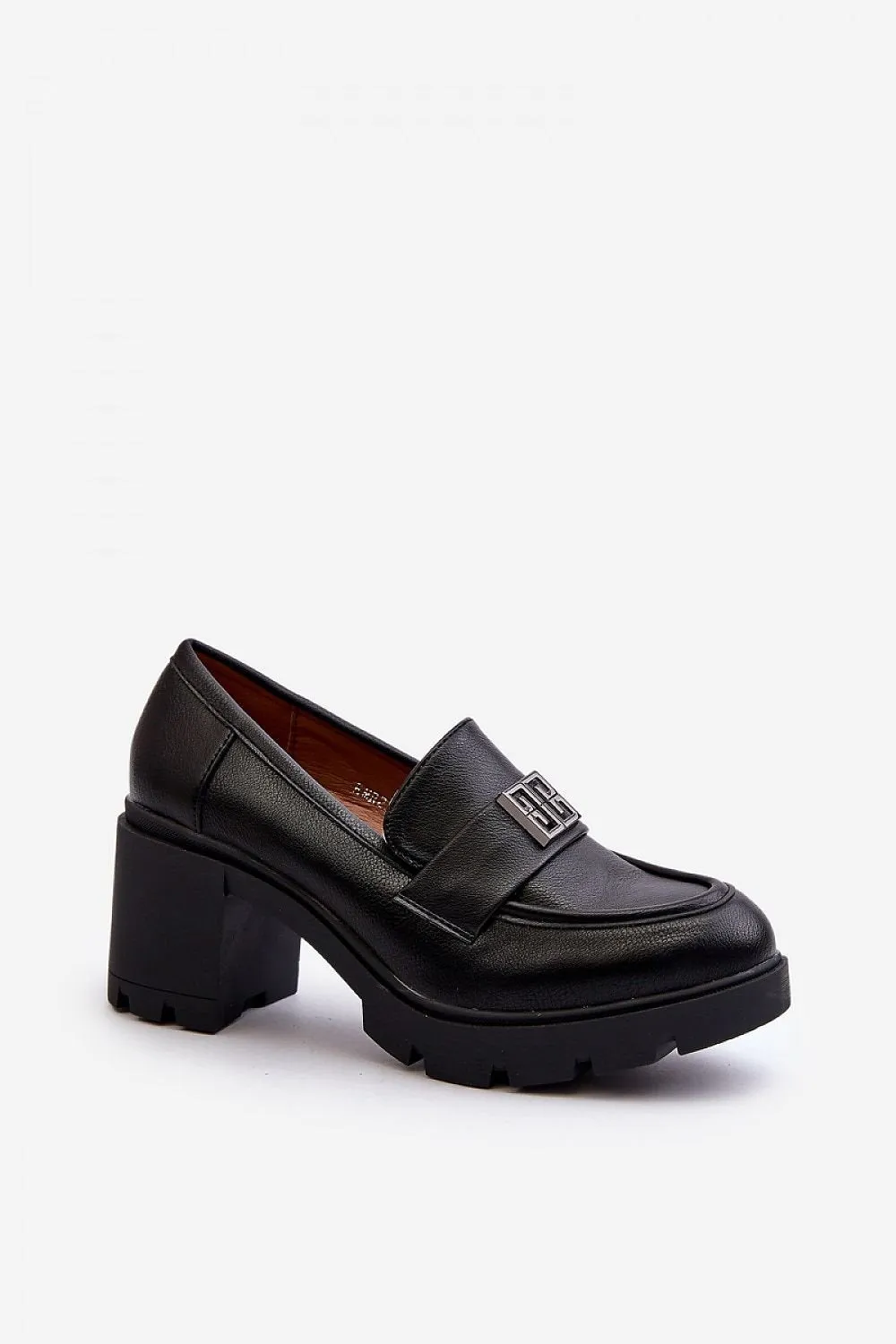 Heeled low shoes