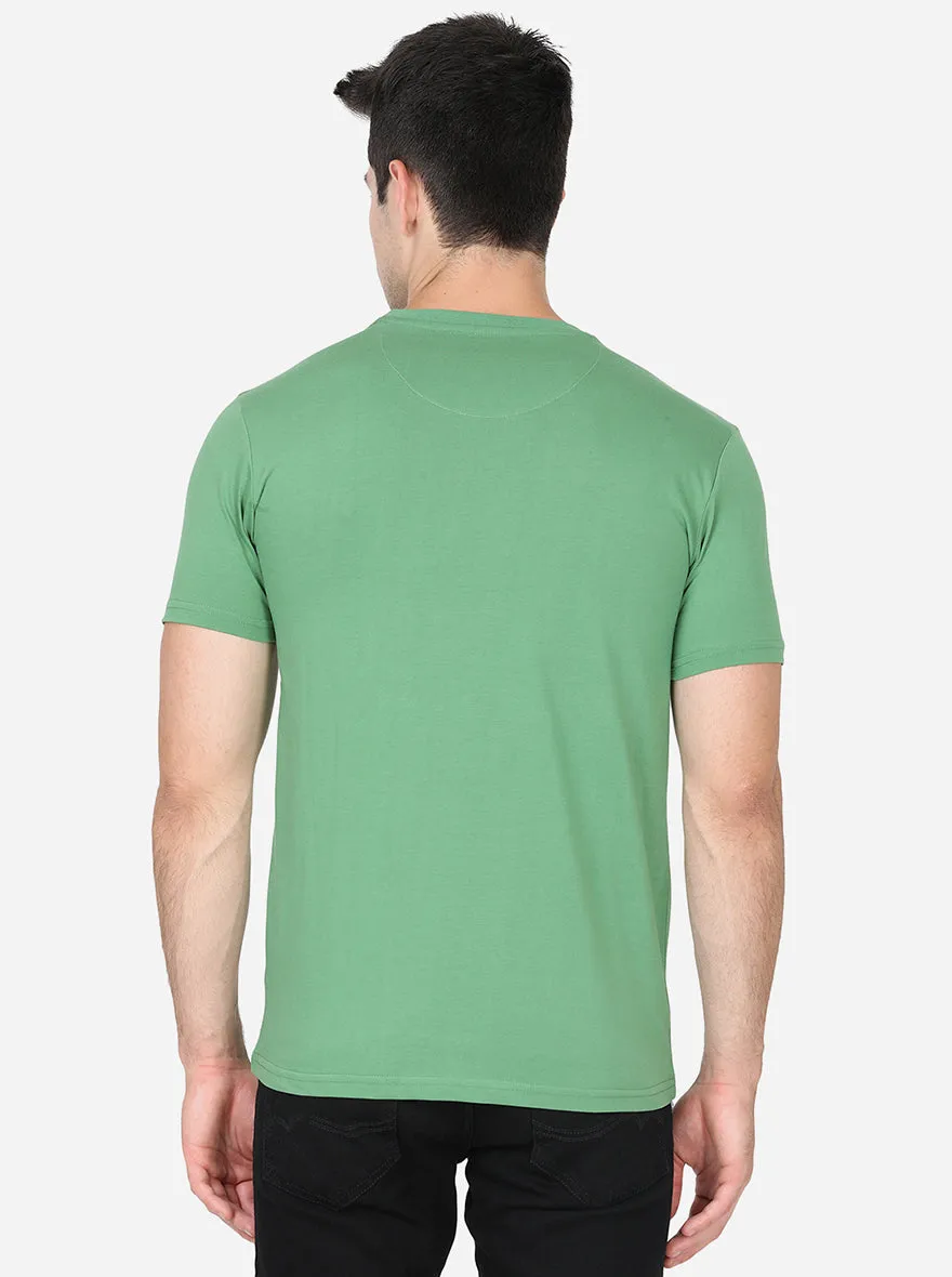 Mint Green Solid Slim Fit T-Shirt | JadeBlue