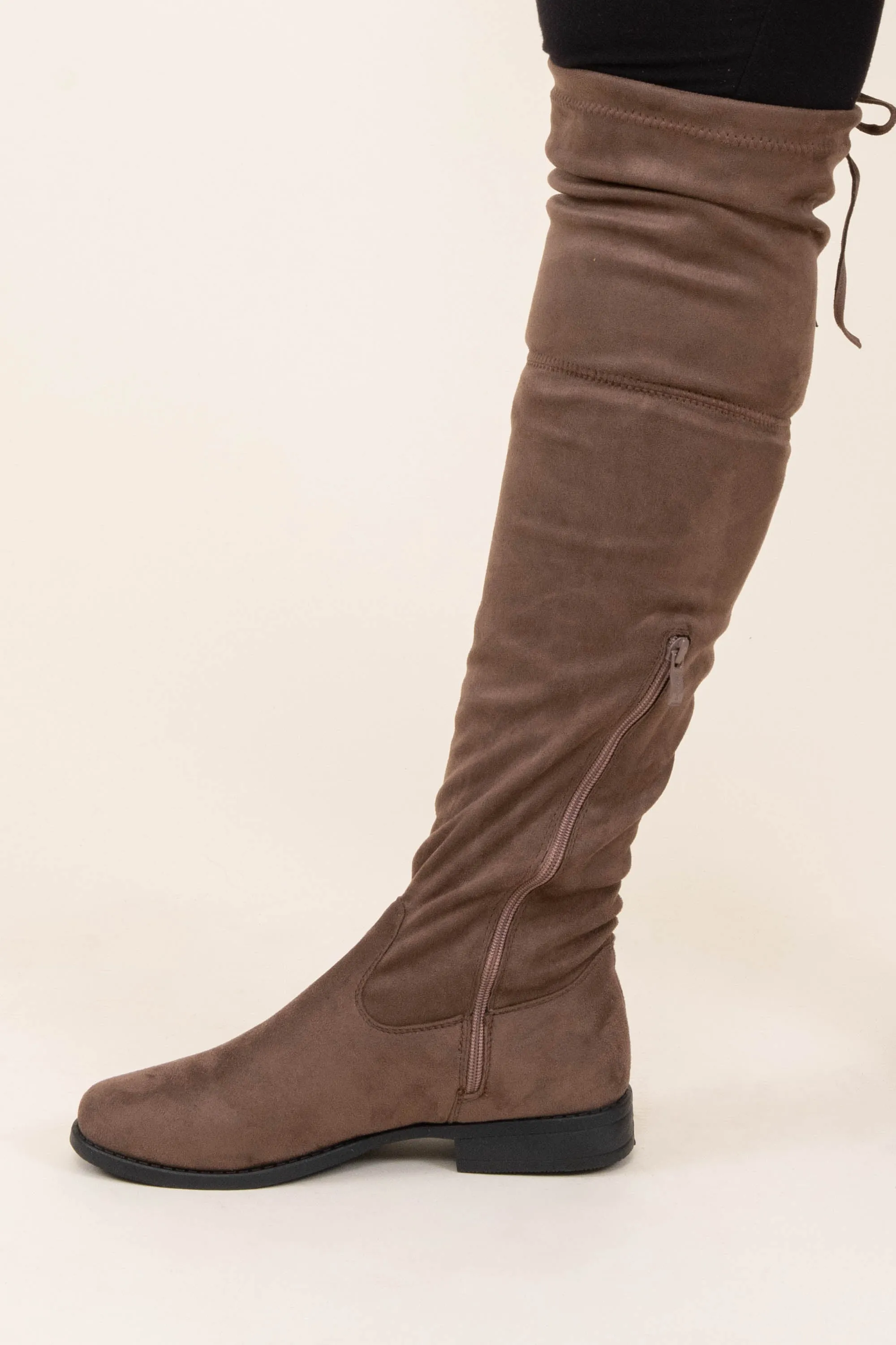 Right Way To Walk Suede Boot, Taupe